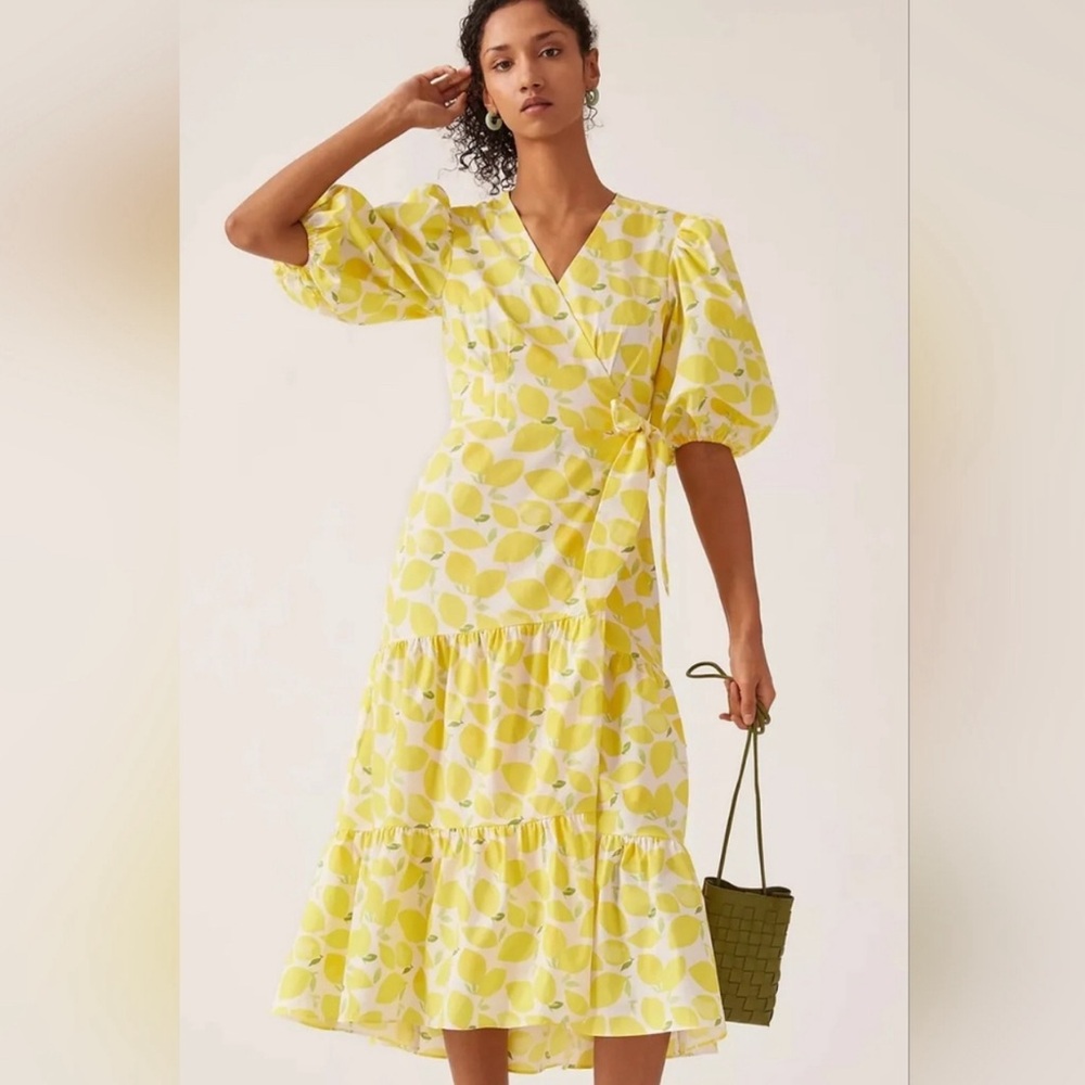 Hutch lemon dress ready for the Almafi coast! Like new